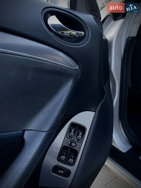 Купе Mercedes-Benz CLK-Class 2002 в Одесі