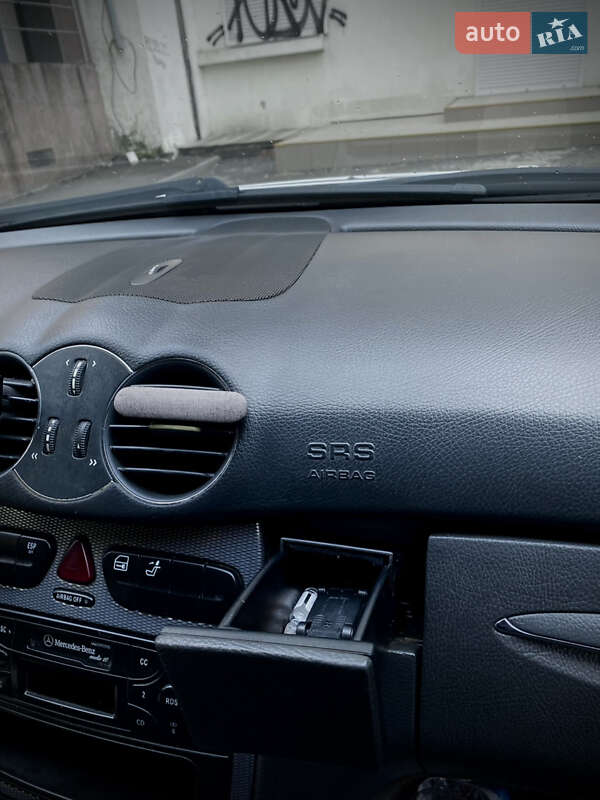 Купе Mercedes-Benz CLK-Class 2002 в Одесі