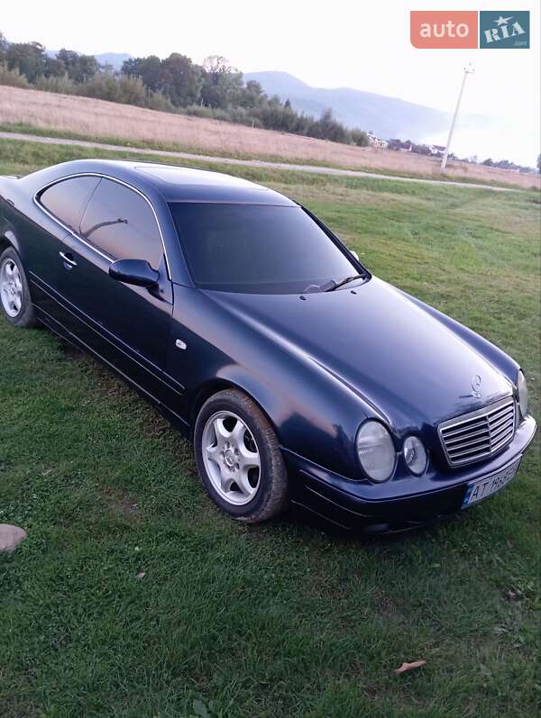 Купе Mercedes-Benz CLK-Class 1999 в Надворной