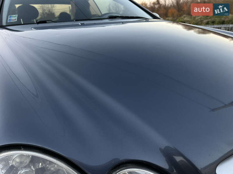 Купе Mercedes-Benz CLK-Class 2002 в Львові