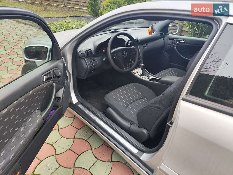 Купе Mercedes-Benz CLK-Class 2004 в Киеве