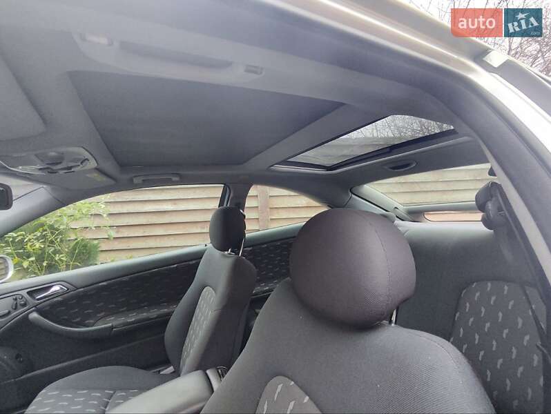 Купе Mercedes-Benz CLK-Class 2004 в Киеве