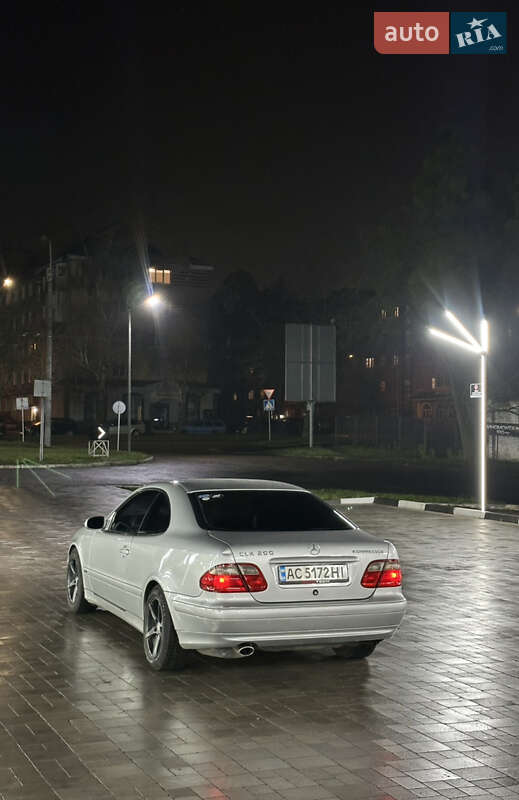 Купе Mercedes-Benz CLK-Class 2001 в Ровно