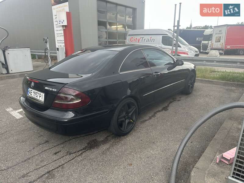 Купе Mercedes-Benz CLK-Class 2002 в Днепре