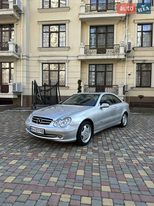 Mercedes-Benz CLK-Class 2002