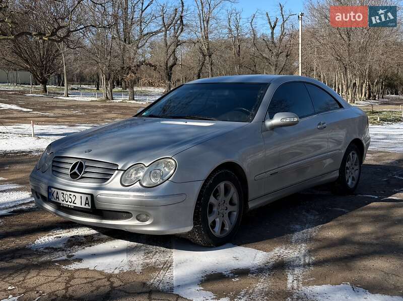 Mercedes-Benz CLK-Class 2002