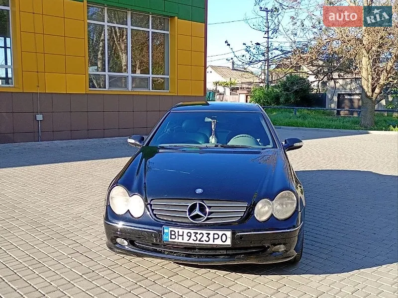 Mercedes-Benz CLK-Class 2002
