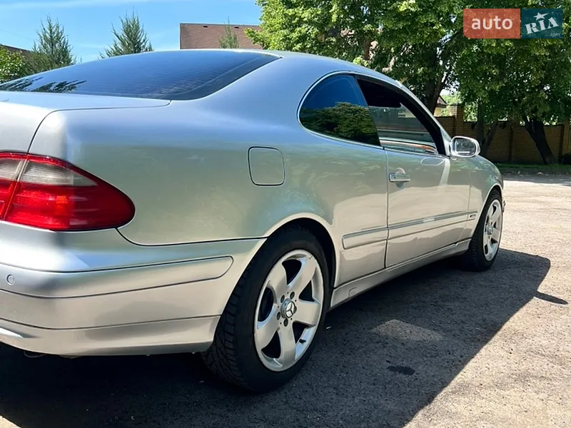 Mercedes-Benz CLK-Class 2000