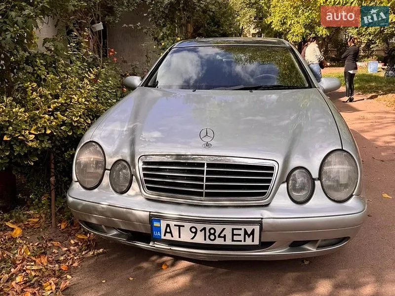 Mercedes-Benz CLK-Class