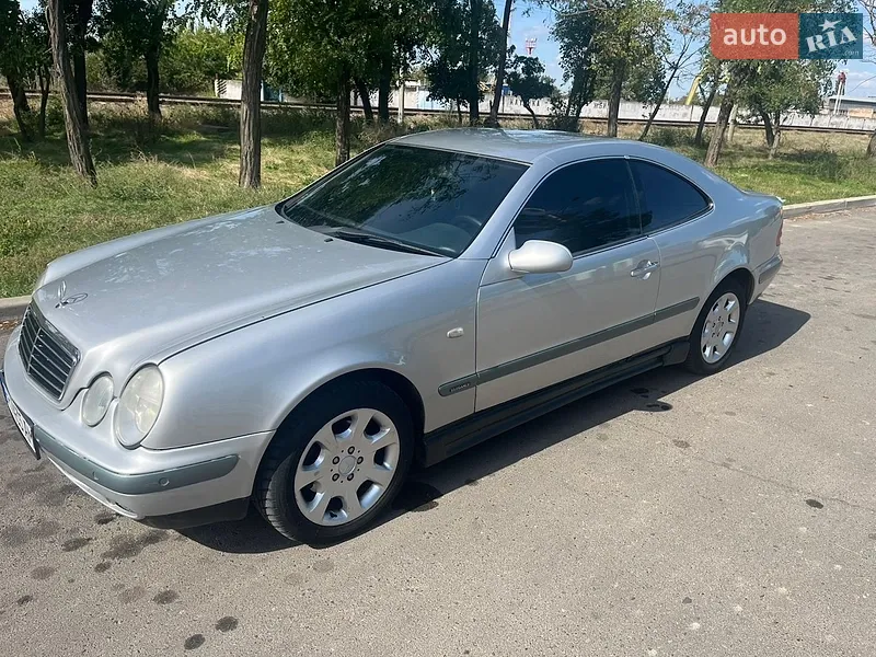 Mercedes-Benz CLK-Class
