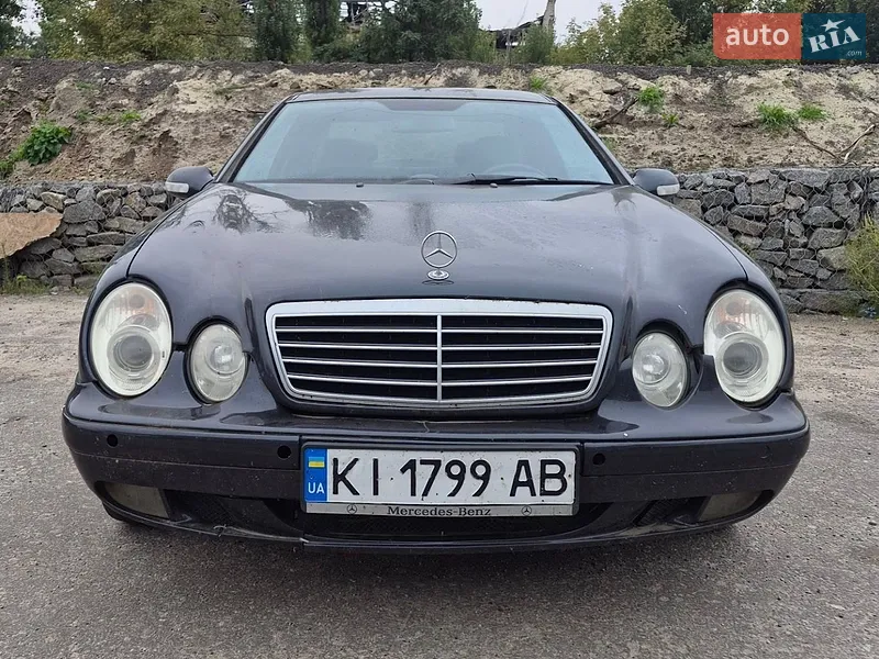 Mercedes-Benz CLK-Class 2000