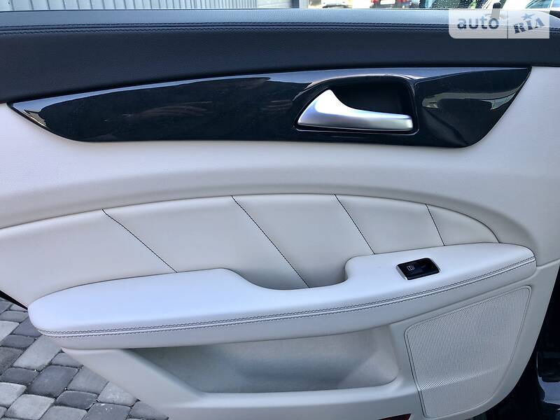Седан Mercedes-Benz CLS-Class 2015 в Києві фото 16 Седан Mercedes-Benz CLS-Class 2015 в Києві