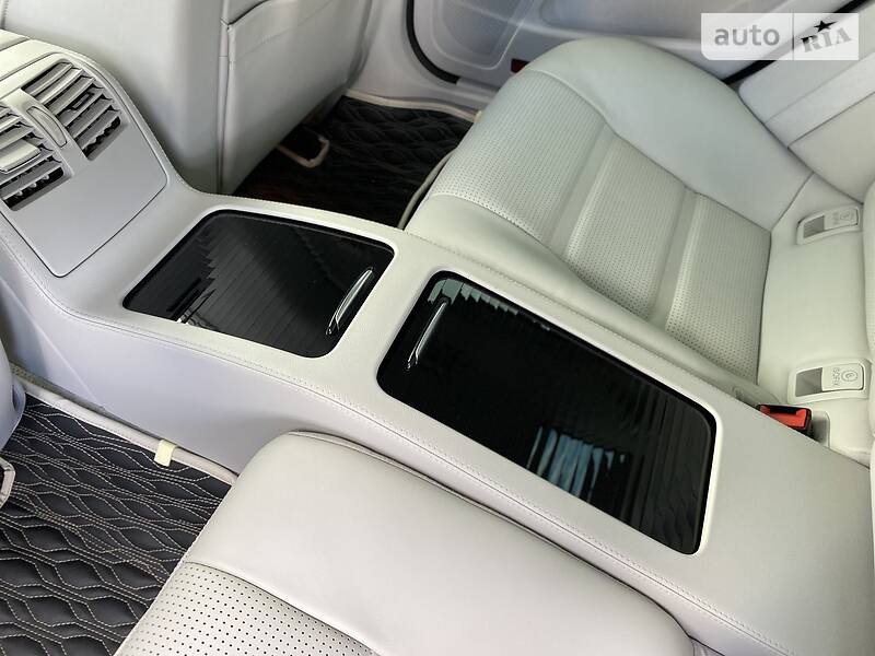 Седан Mercedes-Benz CLS-Class 2015 в Киеве фото 52 Седан Mercedes-Benz CLS-Class 2015 в Киеве