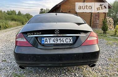Седан Mercedes-Benz CLS-Class 2004 в Яворові