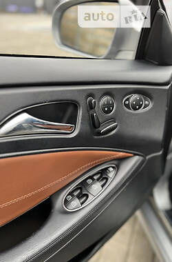 Купе Mercedes-Benz CLS-Class 2010 в 