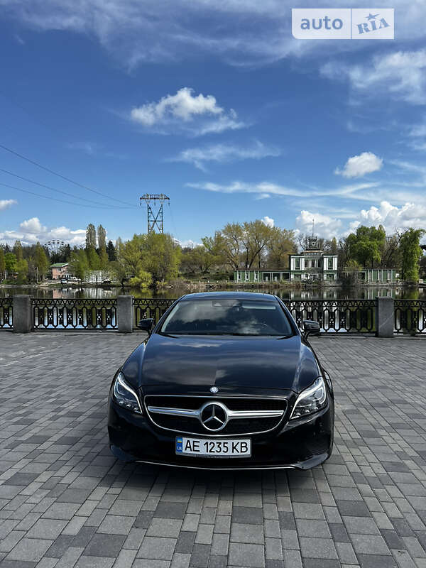 Седан Mercedes-Benz CLS-Class 2015 в Днепре