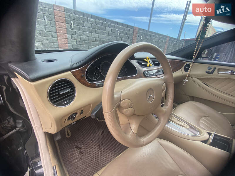 Купе Mercedes-Benz CLS-Class 2006 в Виноградове фото 13 Купе Mercedes-Benz CLS-Class 2006 в Виноградове