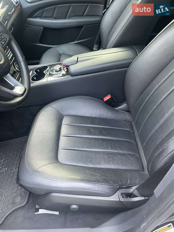 Седан Mercedes-Benz CLS-Class 2015 в Ивано-Франковске