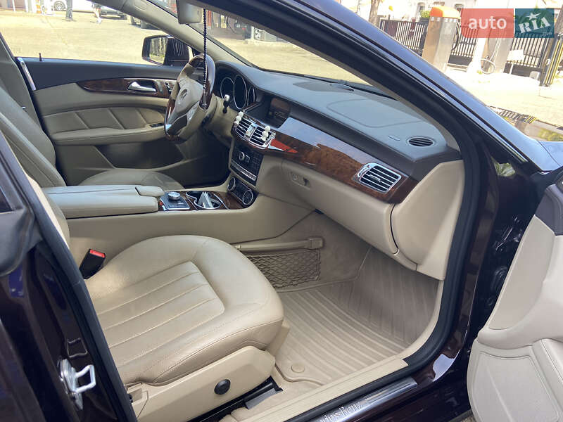 Седан Mercedes-Benz CLS-Class 2012 в Львове