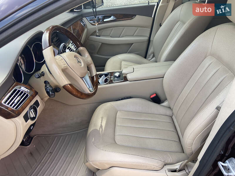 Седан Mercedes-Benz CLS-Class 2012 в Львове