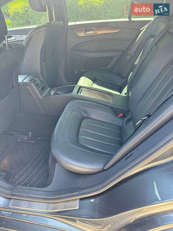 Седан Mercedes-Benz CLS-Class 2012 в Киеве фото 8 Седан Mercedes-Benz CLS-Class 2012 в Киеве