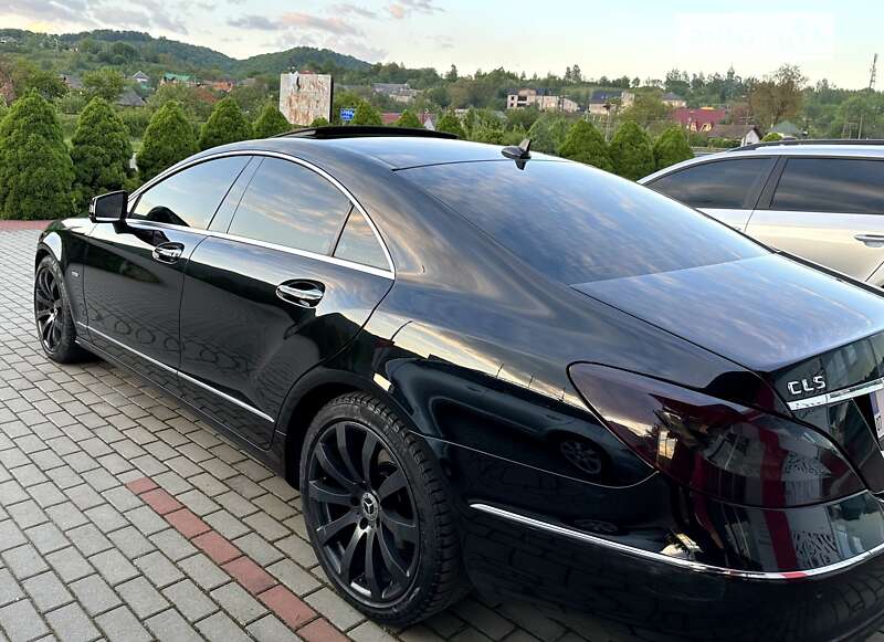 Седан Mercedes-Benz CLS-Class 2011 в Хусте