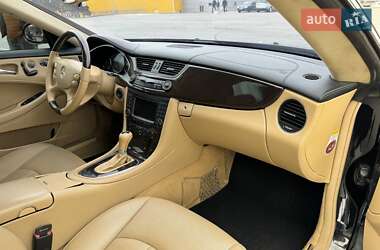 Купе Mercedes-Benz CLS-Class 2006 в 