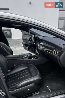 Седан Mercedes-Benz CLS-Class 2012 в 