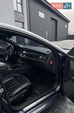 Седан Mercedes-Benz CLS-Class 2012 в 