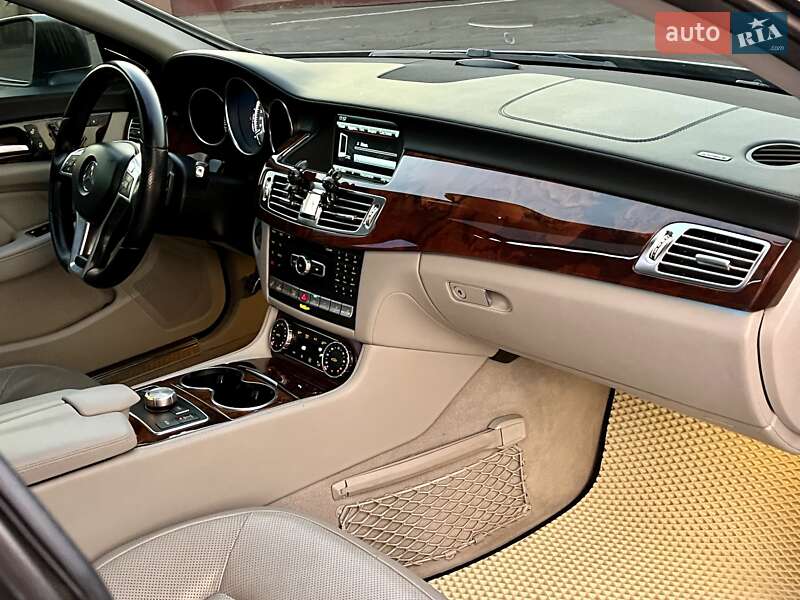 Седан Mercedes-Benz CLS-Class 2014 в Києві