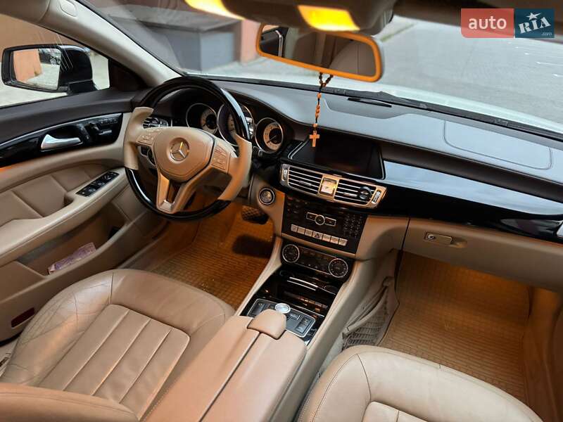 Седан Mercedes-Benz CLS-Class 2012 в Львове