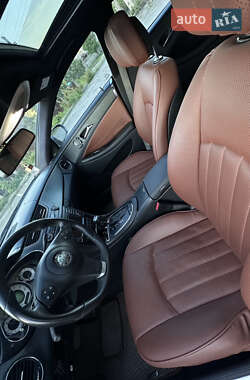 Купе Mercedes-Benz CLS-Class 2010 в 