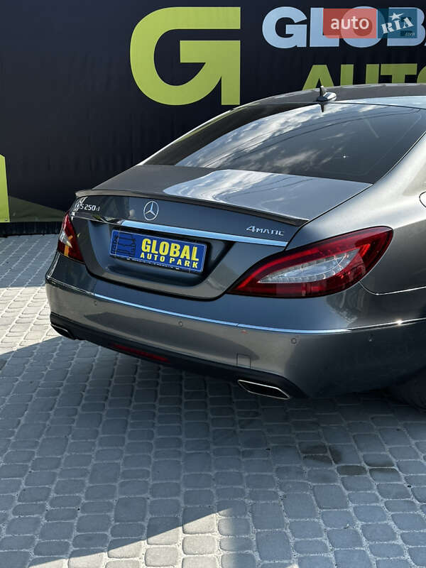 Седан Mercedes-Benz CLS-Class 2016 в Львове