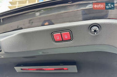 Купе Mercedes-Benz CLS-Class 2020 в 