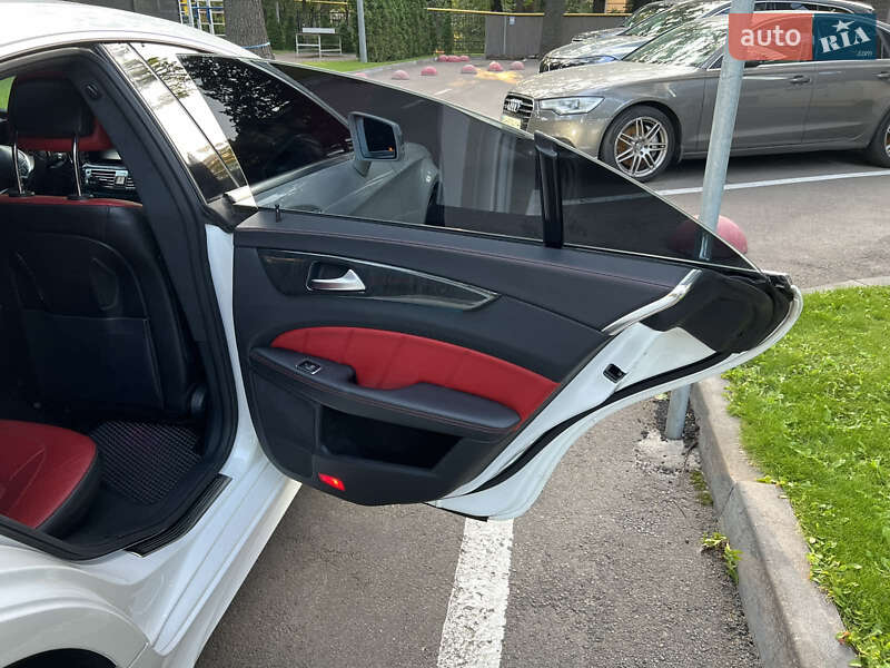 Седан Mercedes-Benz CLS-Class 2015 в Киеве фото 23 Седан Mercedes-Benz CLS-Class 2015 в Киеве