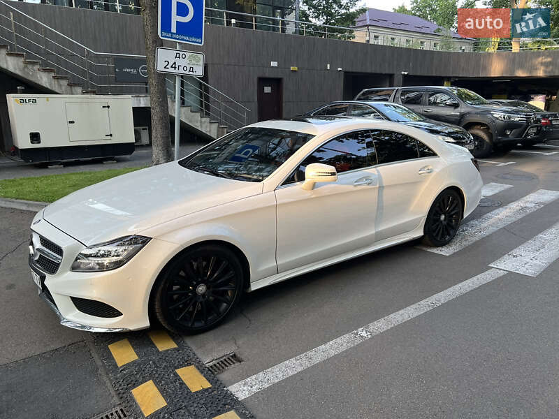 Седан Mercedes-Benz CLS-Class 2015 в Киеве фото 36 Седан Mercedes-Benz CLS-Class 2015 в Киеве
