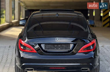 Купе Mercedes-Benz CLS-Class 2010 в 