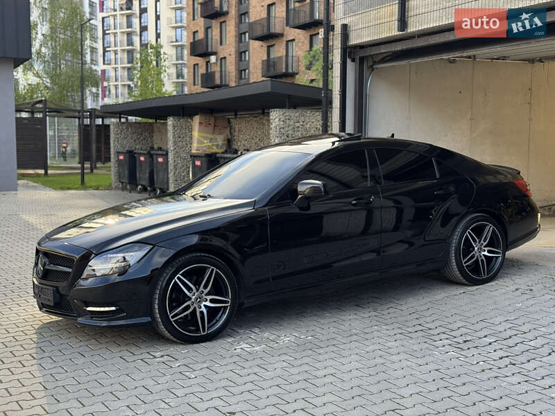 Купе Mercedes-Benz CLS-Class 2010 в Надворной