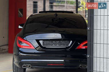 Купе Mercedes-Benz CLS-Class 2010 в 