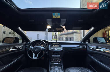 Купе Mercedes-Benz CLS-Class 2010 в 