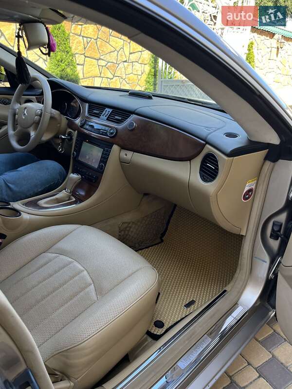 Купе Mercedes-Benz CLS-Class 2007 в Вінниці