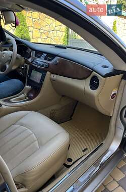Купе Mercedes-Benz CLS-Class 2007 в 