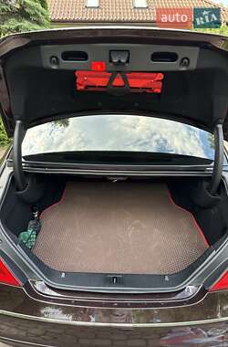 Седан Mercedes-Benz CLS-Class 2012 в 