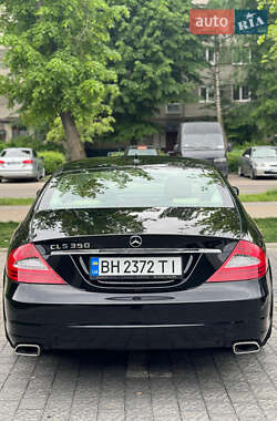 Купе Mercedes-Benz CLS-Class 2009 в 