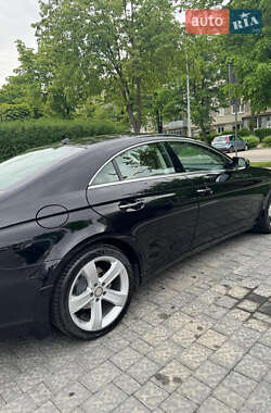 Купе Mercedes-Benz CLS-Class 2009 в 