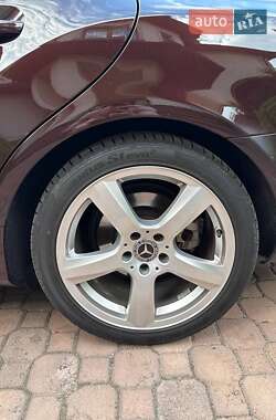 Седан Mercedes-Benz CLS-Class 2012 в 
