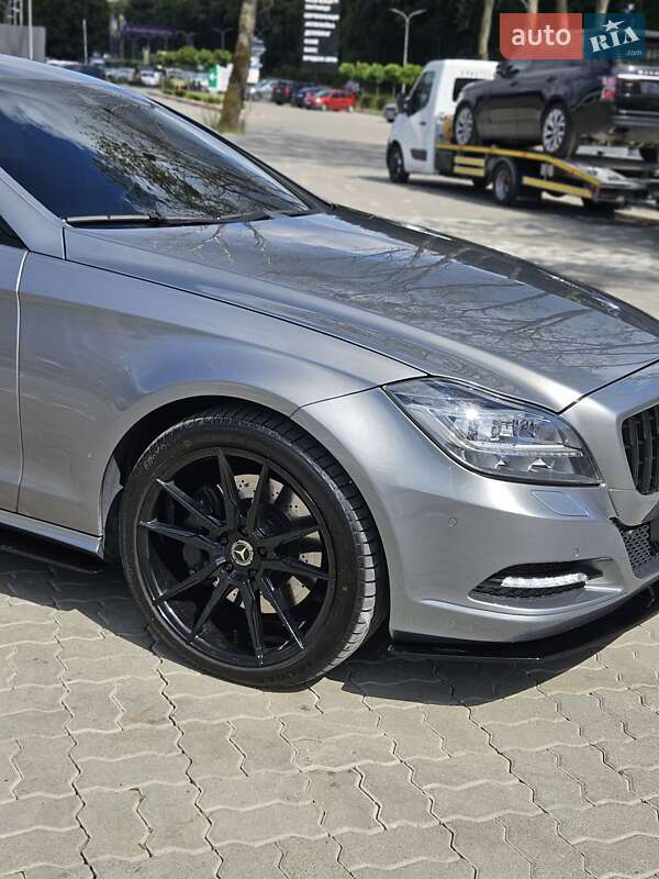 Седан Mercedes-Benz CLS-Class 2011 в Львове