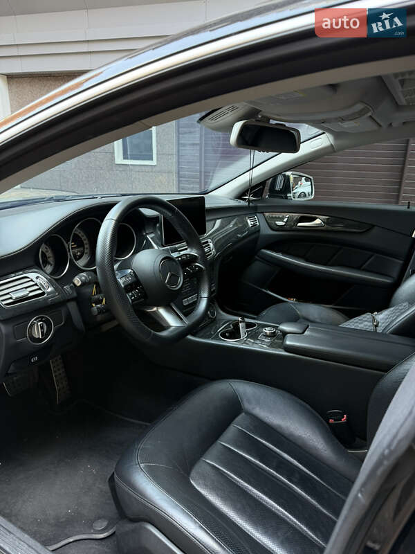 Седан Mercedes-Benz CLS-Class 2015 в Чернигове