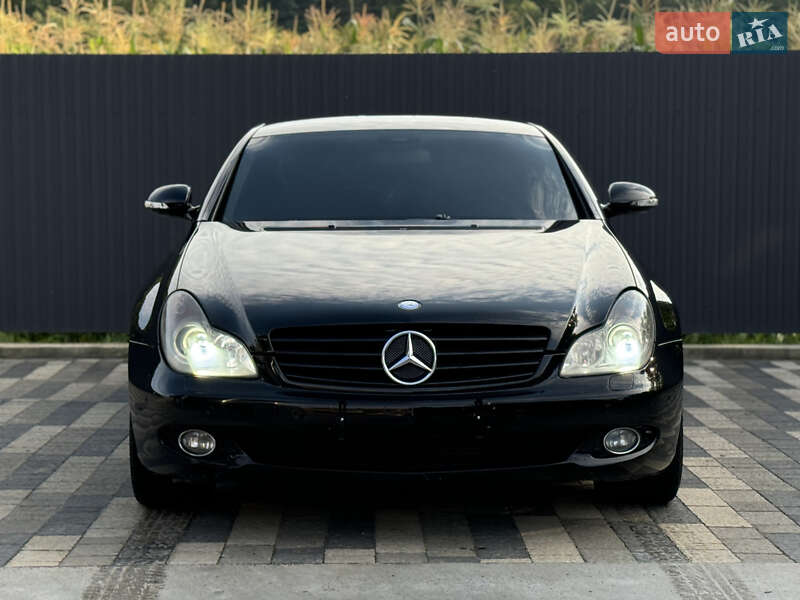 Купе Mercedes-Benz CLS-Class 2006 в Сваляві