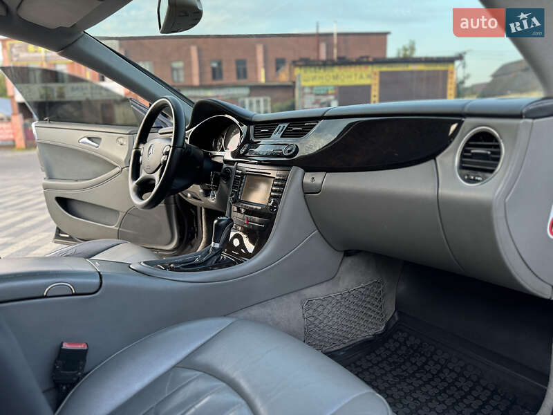 Купе Mercedes-Benz CLS-Class 2006 в Сваляві